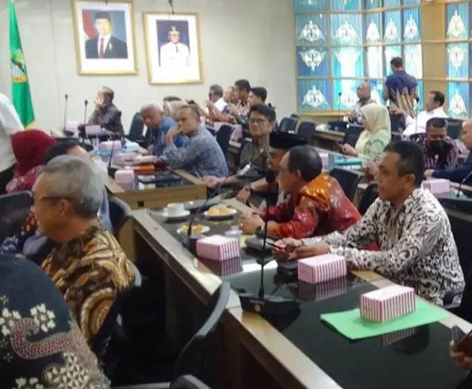 koperasi merah putih Pemkab Sukabumi Dorong Kemandirian Ekonomi Desa Lewat Koperasi Merah Putih