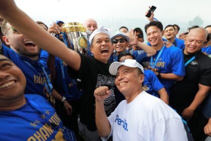 persib bandung juara liga 1 Pawai Kemenangan Persib Meriah, Dedi Mulyadi Kasih Bonus Rp 2 Miliar