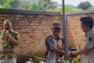 reses dewan teddy setiadi Teddy Setiadi Bantu Urus Legalitas Gapoktan dan Perbaikan Jalan di Parungkuda