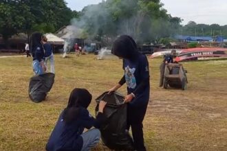 IMG 20250601 WA0066 Jelang Hari Nelayan ke 59 Warga Ujunggenteng Gelar Aksi Bersih Pantai