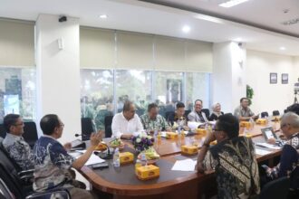 IMG 20250614 WA0006 Sekda Hadiri Rakor Forum Kemitraan Pengelola Kerjasama Fasilitas Kesehatan Kabupaten Sukabumi