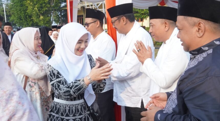 Logopit 1749185011762 Salat Idul Adha di Warungkiara, Bupati Sukabumi Serukan Kebangkitan Sosial dan Spiritual