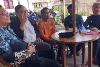 Logopit 1749800324727 Dua Nelayan Ciemas Polisikan Oknum Kades Mandrajaya, Dugaan Penipuan Bantuan Perahu Nelayan di Sukabumi