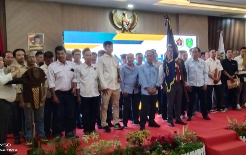 Logopit 1749890263386 PWI Pusat Kukuhkan 14 Plt Daerah di Jabar, Tegaskan Soliditas di Tengah Gonjang-Ganjing Internal