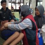 Logopit 1751283558934 Dijemput KTP ke RSUD Karawang: Setahun Tanpa Pengobatan, Mariam Akhirnya mendapat Penanganan Medis