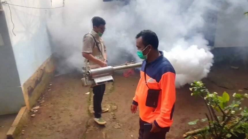asap Mencegah Terjadi DBD, Foging Dilakukan Oleh Dinkes Sukabum di Cibadak