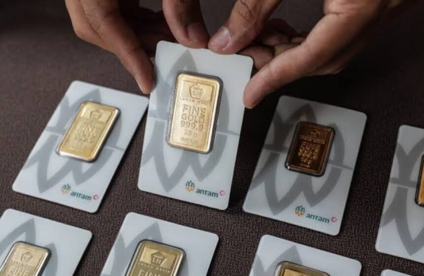 ee2f0c9e 6926 4a77 b37e 520615baf0e3 Harga Emas Antam Turun Lagi, Kini di Bawah Rp1,9 Juta per Gram!