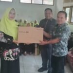 IMG 20250705 WA0058 Budi Azhar Mutawali Tinjau Penyaluran Bantuan Laptop untuk PAUD di Sagaranten