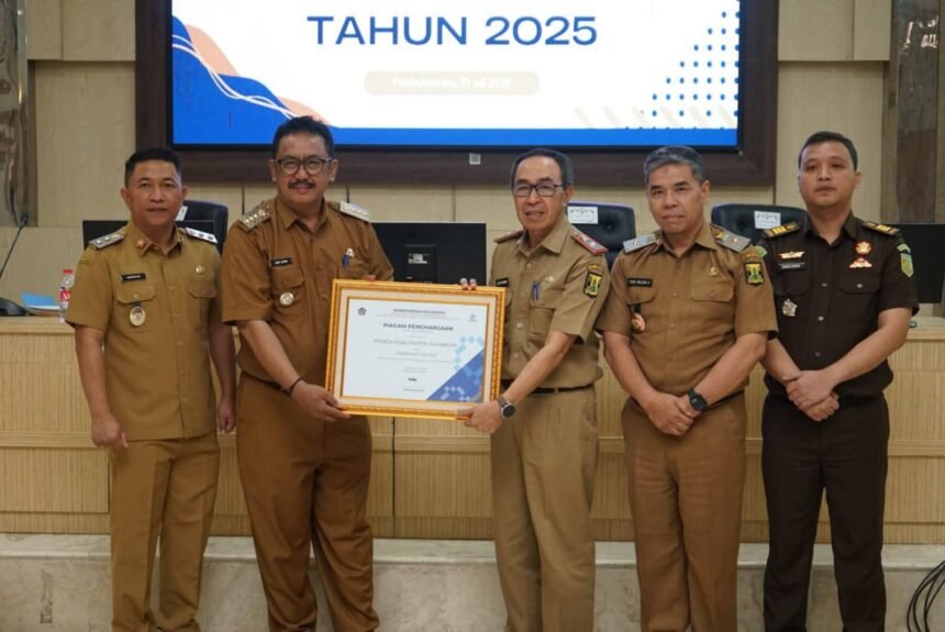 IMG 20250721 WA0004 Bupati Pimpin Rapat Dinas, Evaluasi Kerja Dan Arah Strategis Pembangunan Daerah