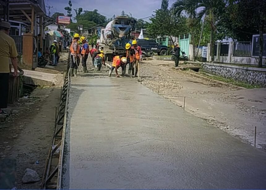 IMG 20250722 WA0106 Peningkatan Jalan di Sukabumi, Dinas PU Terapkan Dua Metode Perbaikan Jalan Di Ciambar Dan Cicantayan