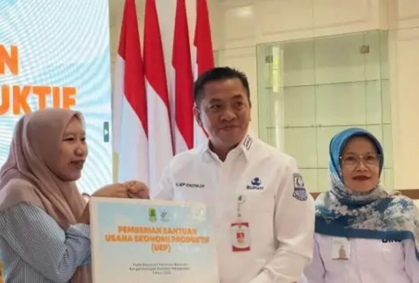 Logopit 1753269759560 Modal Usaha Cair! Warga Karawang Dapat Bantuan UEP dan Pelatihan Gratis