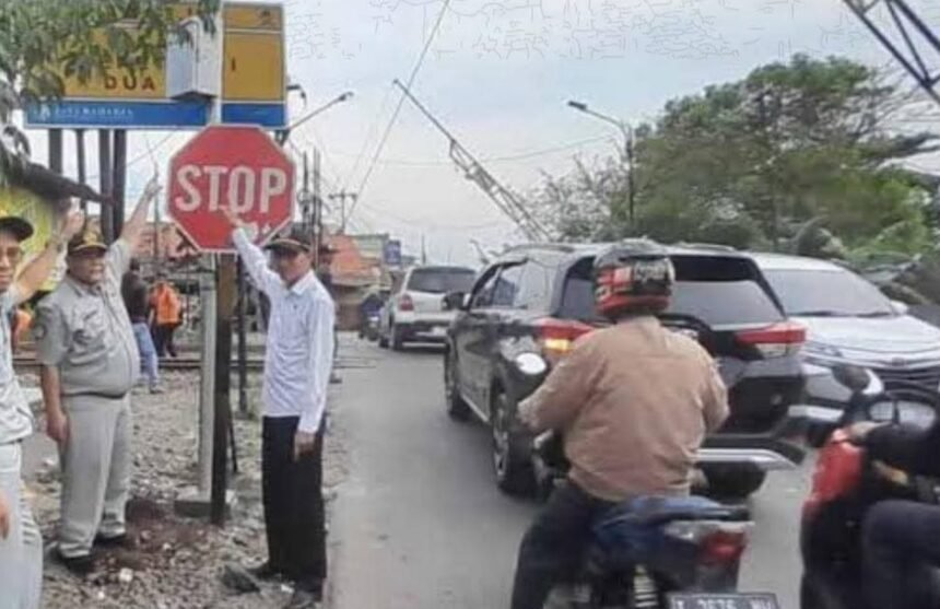 Logopit 1753768072049 Karawang Bangun Underpass Gorowong, Jalan Sunud Hidayat Ditutup Mulai 5 Agustus: Ini Jalur Alternatifnya