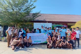 Logopit 1753789393994 Yamaha Salurkan Bantuan untuk SDN Muarabaru III Karawang, Dukung Pembelajaran Coding dan Kebersihan Sekolah