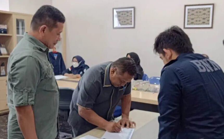 IMG 20250805 WA0037 BNN Lakukan Tes Urin Mendadak di Kantor DPRD Sukabumi, Semua Negatif