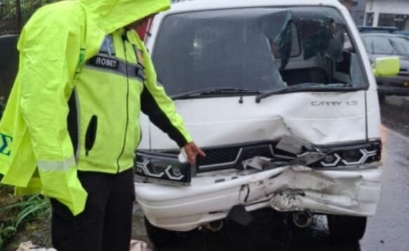 IMG 20250814 WA0021 Adu Banteng Motor dan Pick Up di Sukabumi, Satu Korban Luka Serius