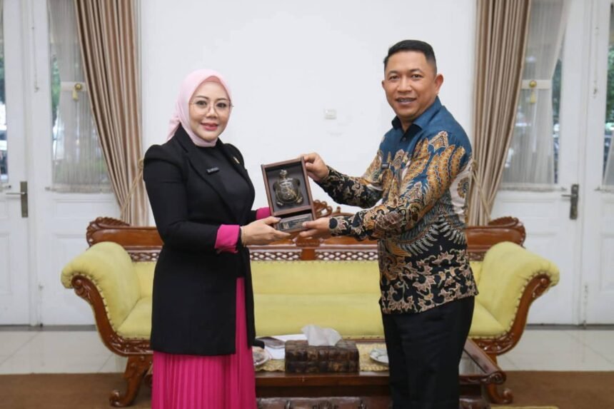 IMG 20250815 WA0000 Terima Kunker Anggota DPD RI, Wabup Paparkan Potensi Sumber Daya Alam di Kabupaten Sukabumi