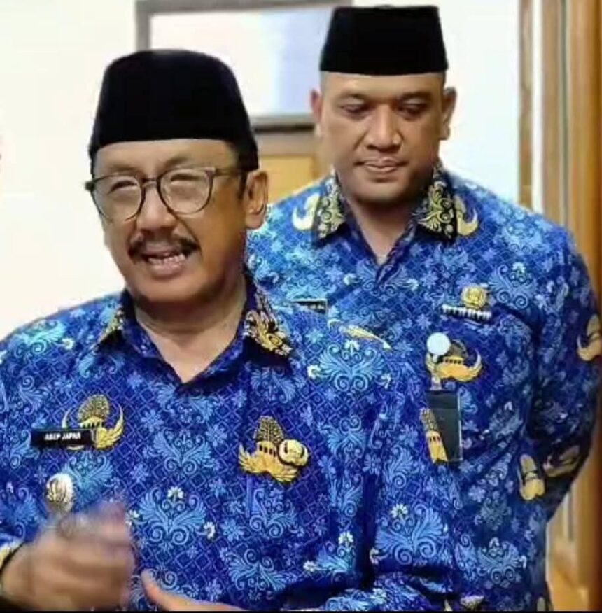 Bupati Sukabumi Bagi Bagi Diskon Pajak hingga Hadiah Umroh untuk Warga Taat PBB 1 IMG 20250815 WA0002 Bupati Sukabumi Bagi Bagi Diskon Pajak hingga Hadiah Umroh untuk Warga Taat PBB