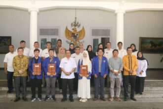 IMG 20250821 WA0003 Sekda Sukabumi Melepas Mahasiswa Ke Korea, Sampaikan Amanat Penting