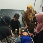 IMG 20250827 WA0000 Bocah 10 Tahun di Sukabumi Lahir Tanpa Anus, Pengobatan Terhenti Sejak 2023