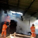 IMG 20250827 WA0001 Pabrik Triplek di Sukabumi Ludes Terbakar, Kerugian Capai Rp60 Juta