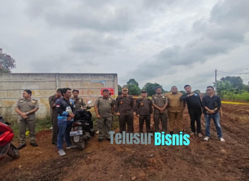 Logopit 1755598052650 Satpol PP Karawang Segel Gudang PT VPI, Pembangunan Diduga belum Ada Izin