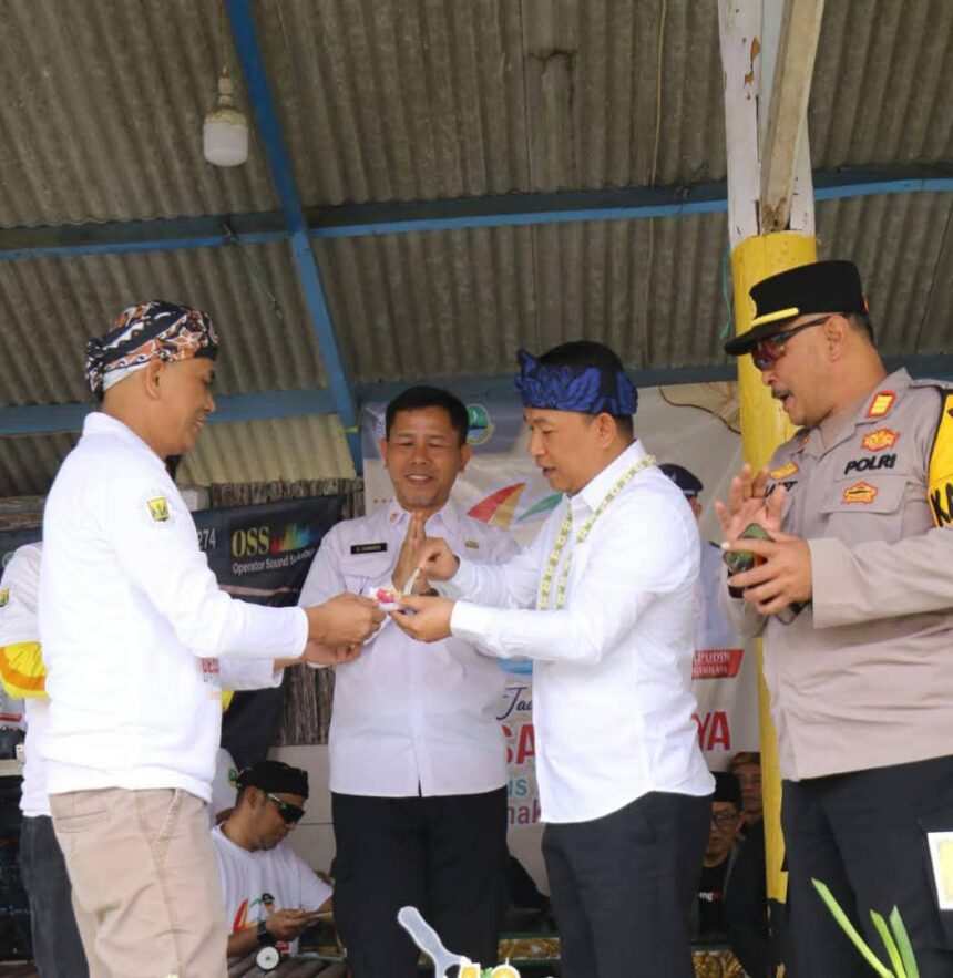 Hari Jadi ke-43 Desa Girijaya, Wabup Sukabumi Dorong Penguatan Layanan Publik dan Kepedulian Sosial 1 IMG 20250904 WA0001 Hari Jadi ke-43 Desa Girijaya, Wabup Sukabumi Dorong Penguatan Layanan Publik dan Kepedulian Sosial