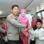 IMG 20250913 WA0007 Kapolres Sukabumi Beri Bantuan Makanan Bergizi Kepada Anak SLB Mutiara Bahari