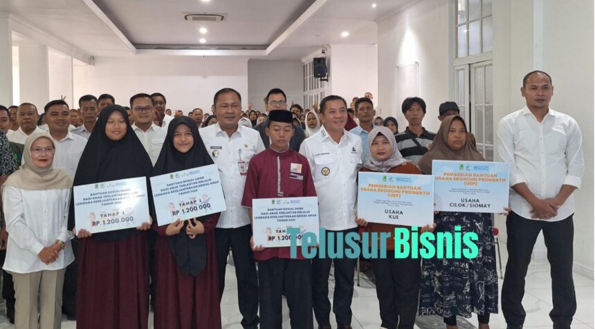 Logopit 1756895992994 Pemkab Karawang Salurkan Bantuan UEP Tahap Kedua