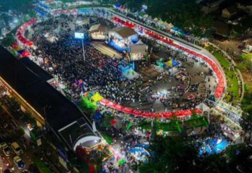 Logopit 1757665609802 Omzet Bazar UMKM HUT Karawang 392 Pekan Pertama Tembus Rp1,68 Miliar