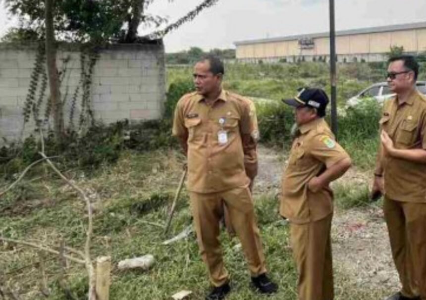 Logopit 1757922917549 Sekda Karawang Pimpin Aksi Bersih-Bersih Interchange, Tindak Lanjut Arahan Gubernur Jabar