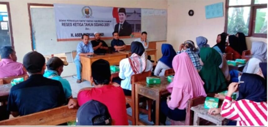 Dewan Asep Rizwan Melaksanakan Reses Ketiga di Sukamaju Cikakak Sukabuni 1 sss Dewan Asep Rizwan Melaksanakan Reses Ketiga di Sukamaju Cikakak Sukabuni