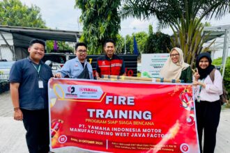 WhatsApp Image 2025 10 01 at 14.28.16 6e416fc2 Sinergi CSR PT Yamaha Indonesia Motor Manufacturing West Java Factory dan PT Cahaya Perkasa Inspeksindo: Fire Training dan Dukungan Kebun Hidroponik