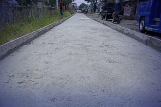 IMG 20251124 WA0005 Akhir 2025, Dinas PU Sukabumi Tancap Gas Perbaiki Jalan di Cidahu
