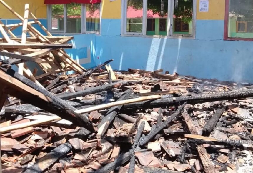 IMG 20251125 WA0004 Kebakaran Hanguskan MTs Nurul Hasanah Sukabumi, Kerugian Tembus Rp818 Juta