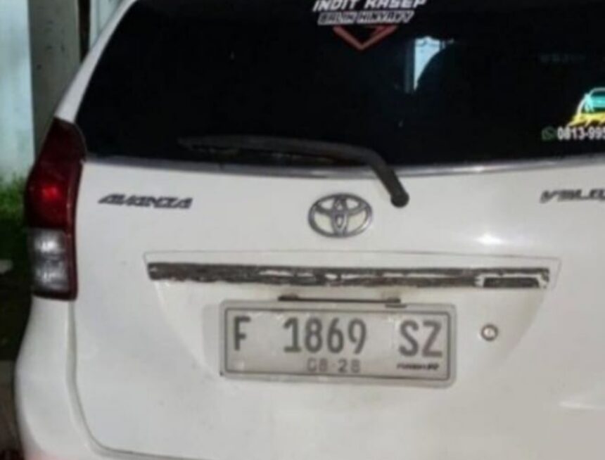 Logopit 1762667442433 Perempuan Ditemukan Tewas di Dalam Mobil Travel di Cikidang, Polisi Selidiki Dugaan Kekerasan