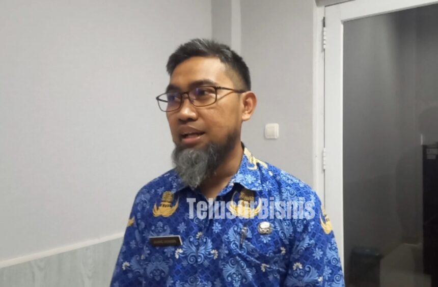 Logopit 1763391024142 Oknum Camat di Karawang Diduga Tipu Warga Modus Proyek Rumah Syariah, BKPSDM Lakukan Ini