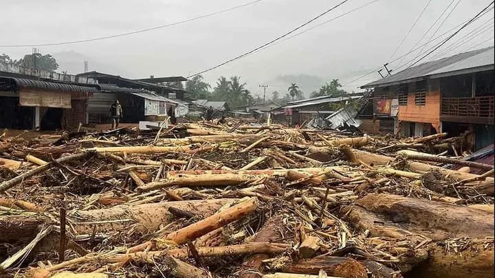 bencana banjir bandang sumut Korban Banjir dan Longsor Bertambah, BPBD Sumut: 307 Jiwa Meninggal Dunia