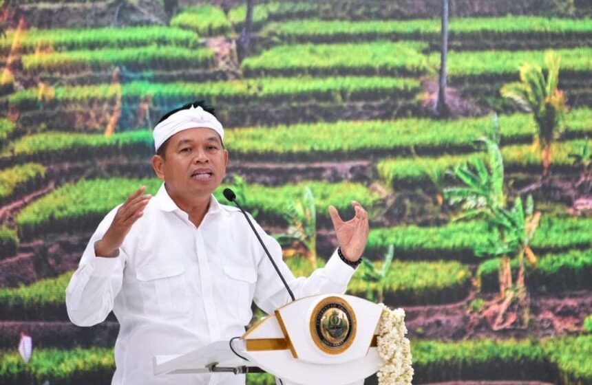 Gubernur Dedi Mulyadi menyampaikan kebijakan Pemprov Jabar memulihkan keseimbangan lingkungan. (Ist)