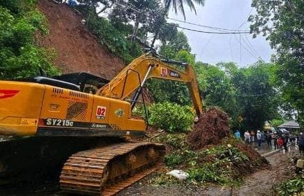 Eki Radian Rizki Tegas Tidak Ada Pungutan Alat Berat ke Warga Korban Bencana Nyalindung 1 IMG 20260103 WA0067 Eki Radian Rizki Tegas Tidak Ada Pungutan Alat Berat ke Warga Korban Bencana Nyalindung