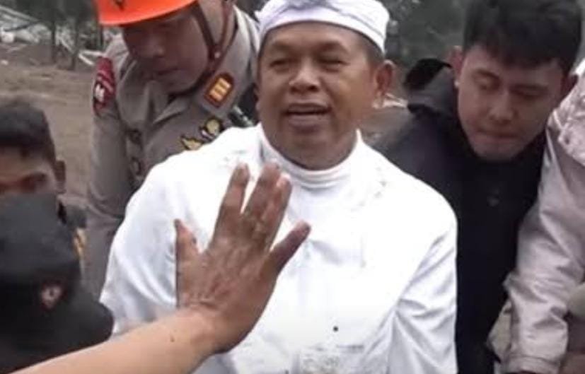 IMG 20260130 WA0082 Dedi Mulyadi Salurkan Bantuan Rp 10 Juta ke Warga Terdampak Longsor Pasirlangu 