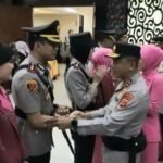 Serah terima jabatan Kapolres Sukabumi Kota dari AKBP Rita Suwadi kepada AKBP Ardian Satrio Utomo. (Prima Arno/Telusurbisnis)