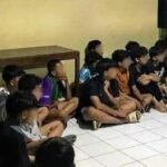 Remaja yang terlibat perang sarung di Cibitung Surade Sukabumi diamankan polisi. (Prima Arno/Telusurbisnis)