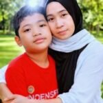 Foto kenang-kenangan almarhum NS bersama ibu kandungnya Lisnawati. (Prima Arno/Telusurbisnis)