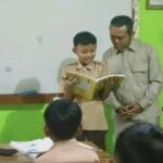 Wakil Menteri Pendidikan Dasar dan Menengah Fajar Riza UI Haq mengunjungi Sekolah Rakyat Menengah Pertama (SRMP) 7 Sukabumi. (Prima Arno/Telusurbisnis)
