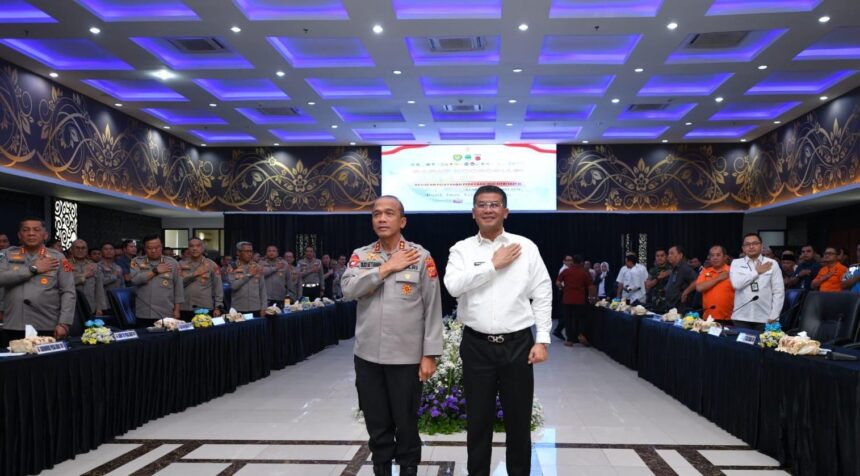 Usai Rapat Koordinasi Lintas Sektoral Operasi Ketupat Lodaya 2026 di Aula Ditlantas Polda Jabar, Kota Bandung, dihadiri Wagub Erwan Setiawan. (istimewa)