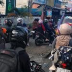 Jalan Raya Provinsi Cicurug, Kabupaten Sukabumi, dipadat pemudik yang mau berwisata maupun pulang ke kampung halaman. (Prima Arno/Telusurbisnis)