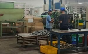 Kunjungan Komisi 1 DPRD Sukabumi ke PT Pong Codan yang diduga beroperasi tanpa surat izin. (Prima Arno/Telusurbisnis)