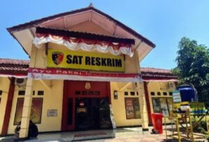 Tujuh pelaku bom molotov di Sukabumi diamankan di Polres Sukabumi. (Prima Meidiandi/Telusurbisnis)