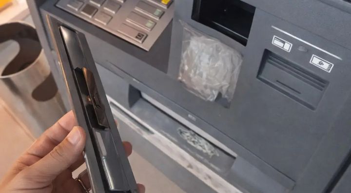 atm bni Warga Sukabumi Gagalkan Aksi Kejahatan di Mesin ATM BNI 
