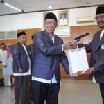 Bupati Asep Japar usai mengukuhkan Majelis Taklim Aparatur. (Prima Meidiandi/Telusurbisnis)